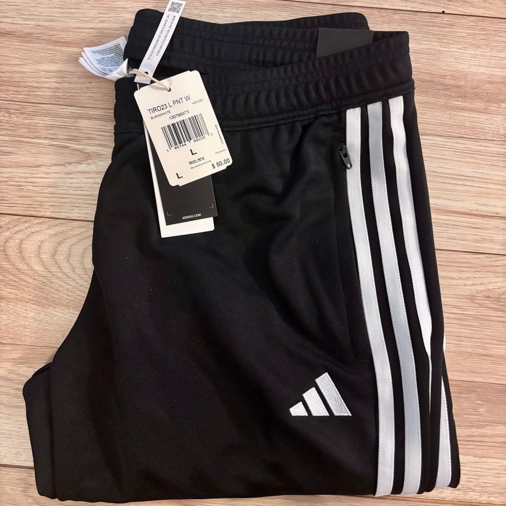 Adidas women’s large Black Athletic Pants
